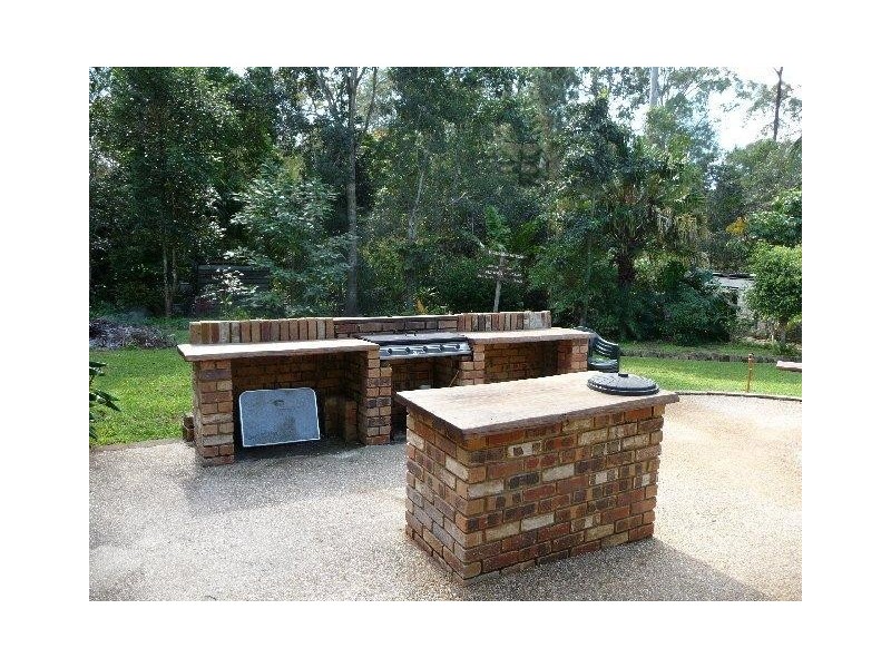 Glass House Mountains QLD 4518