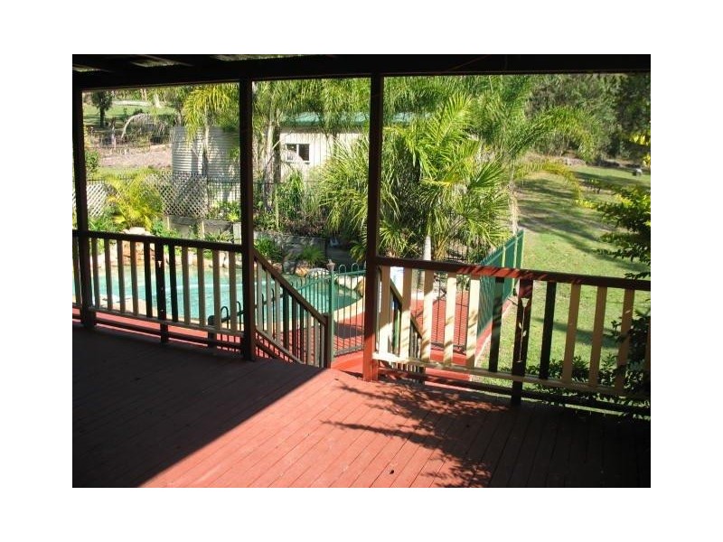 Glass House Mountains QLD 4518
