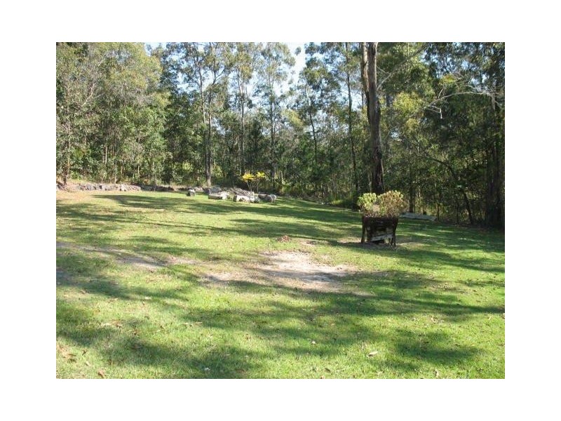 Glass House Mountains QLD 4518