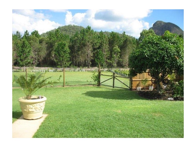Glass House Mountains QLD 4518