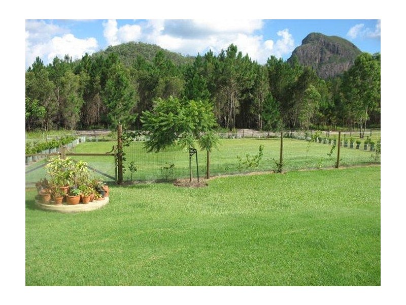 Glass House Mountains QLD 4518
