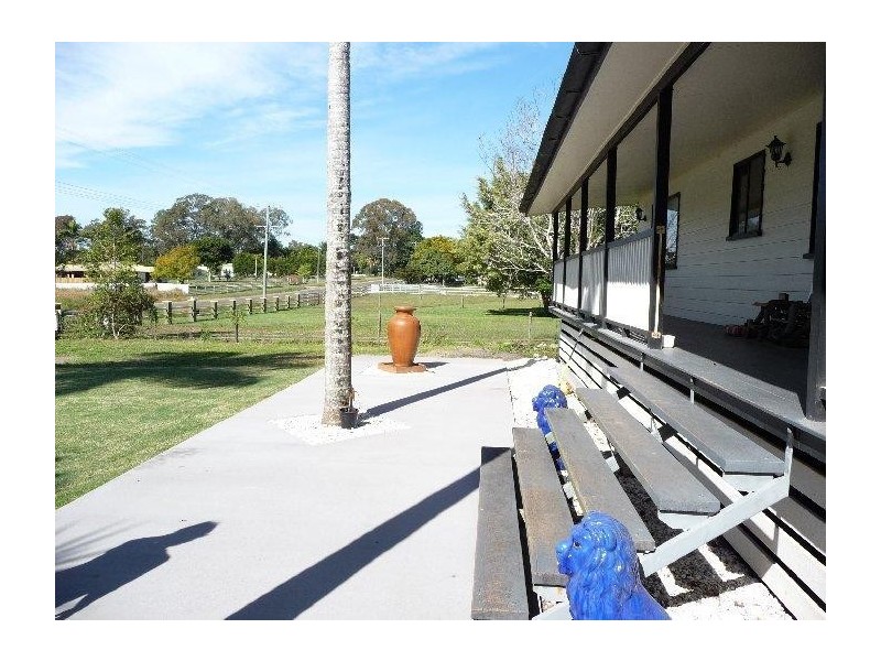 Glass House Mountains QLD 4518