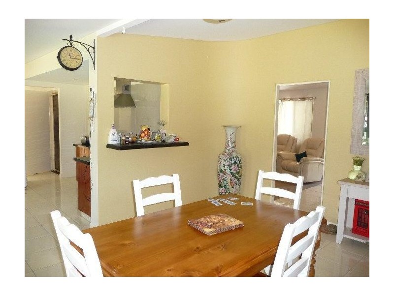 Glass House Mountains QLD 4518