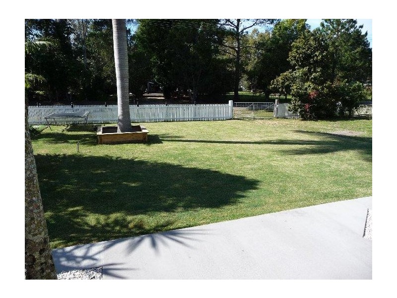 Glass House Mountains QLD 4518