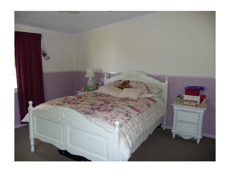 Glass House Mountains QLD 4518