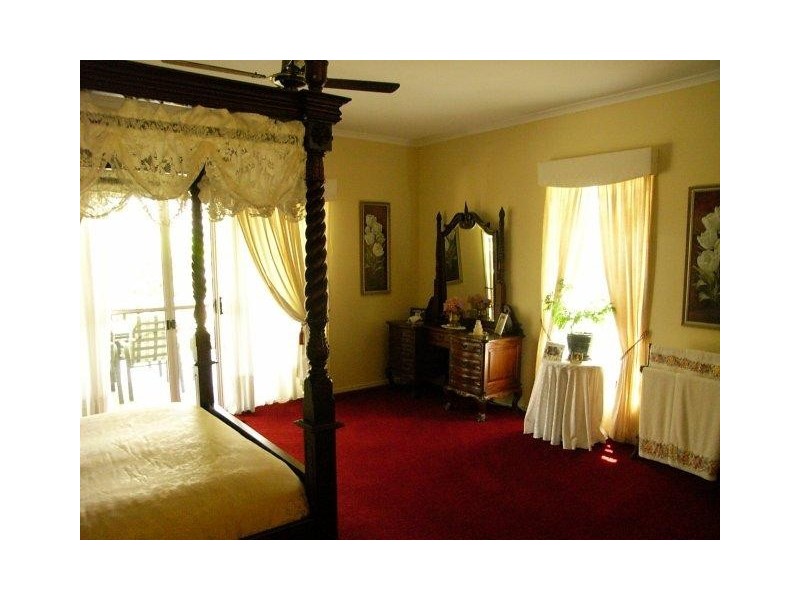 Glass House Mountains QLD 4518