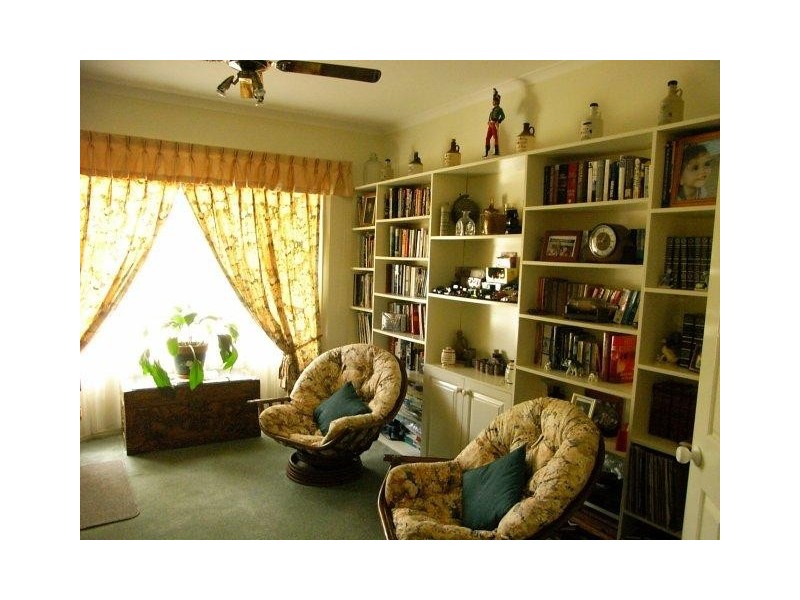 Glass House Mountains QLD 4518