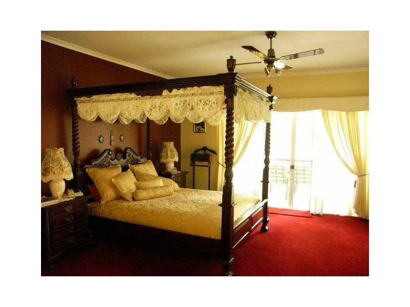 Glass House Mountains QLD 4518