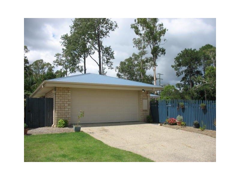 2 Dawn Court, Landsborough QLD 4550