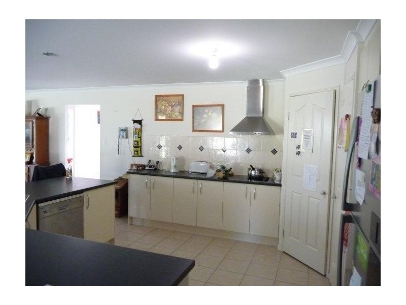 Glass House Mountains QLD 4518