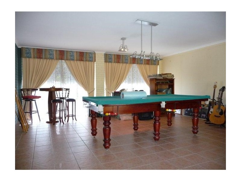 Glass House Mountains QLD 4518