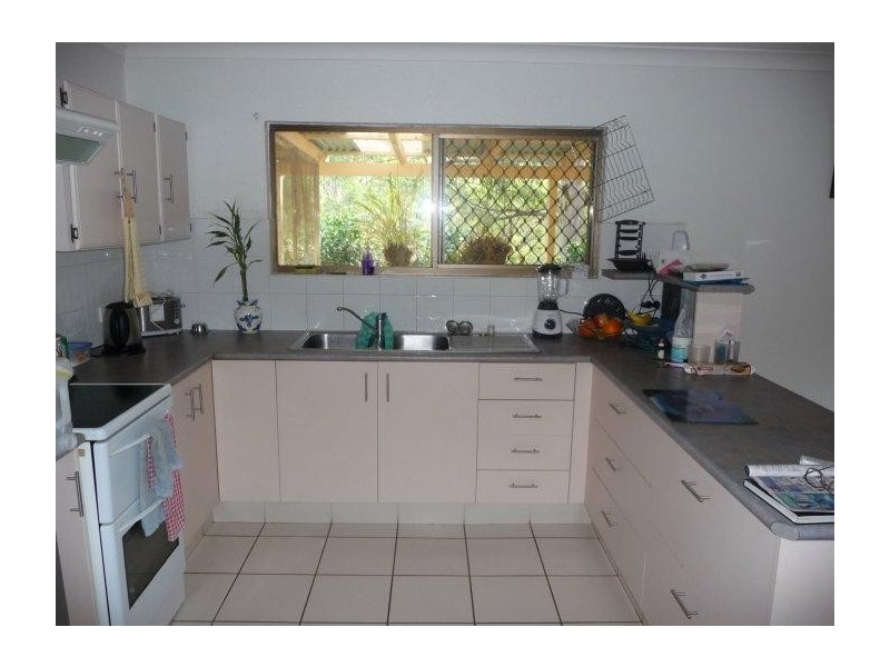 Glass House Mountains QLD 4518