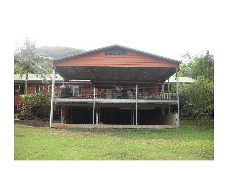 Glass House Mountains QLD 4518