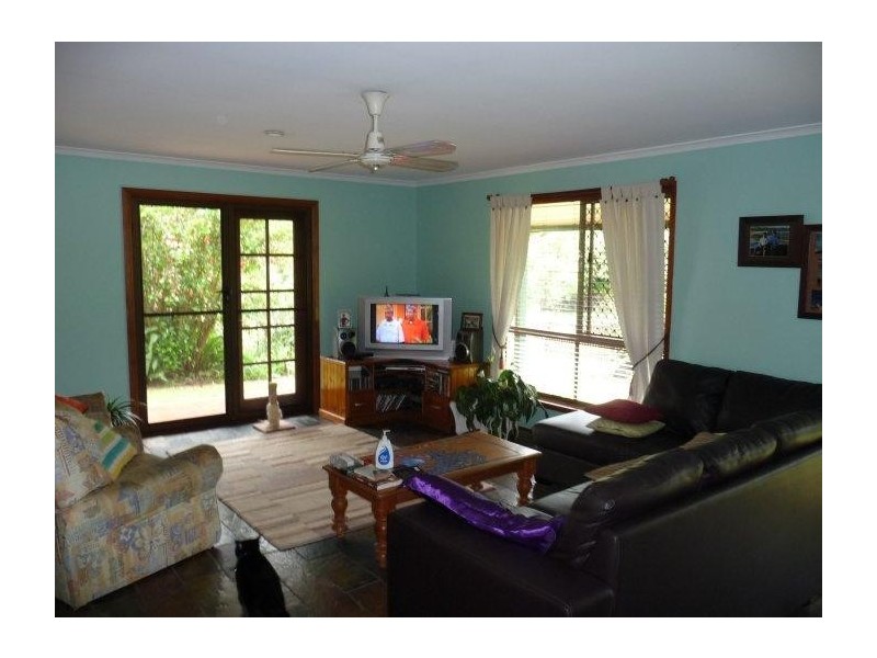 Glass House Mountains QLD 4518