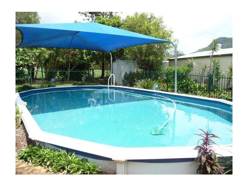 Glass House Mountains QLD 4518