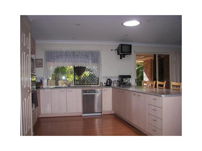 Glass House Mountains QLD 4518