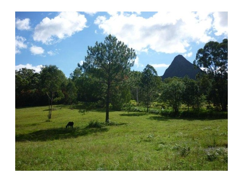 Glass House Mountains QLD 4518