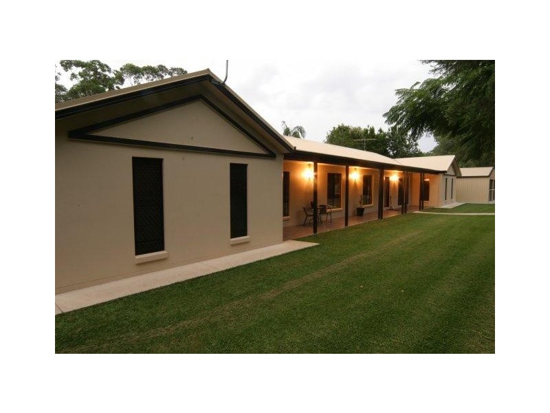 Glass House Mountains QLD 4518