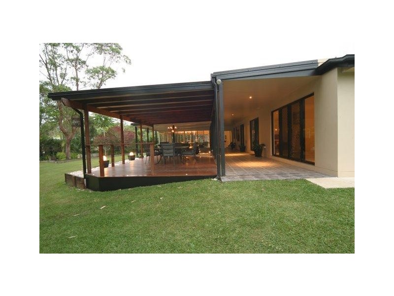 Glass House Mountains QLD 4518