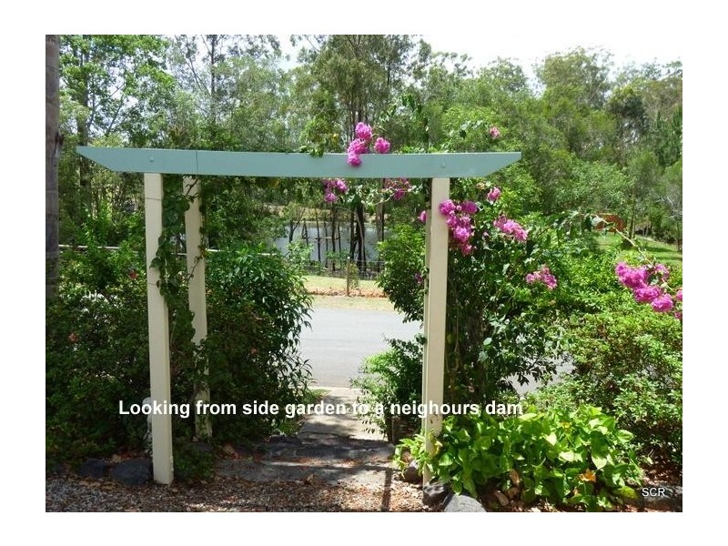 Glass House Mountains QLD 4518