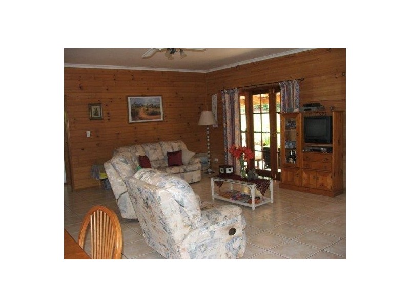 Diamond Valley QLD 4553