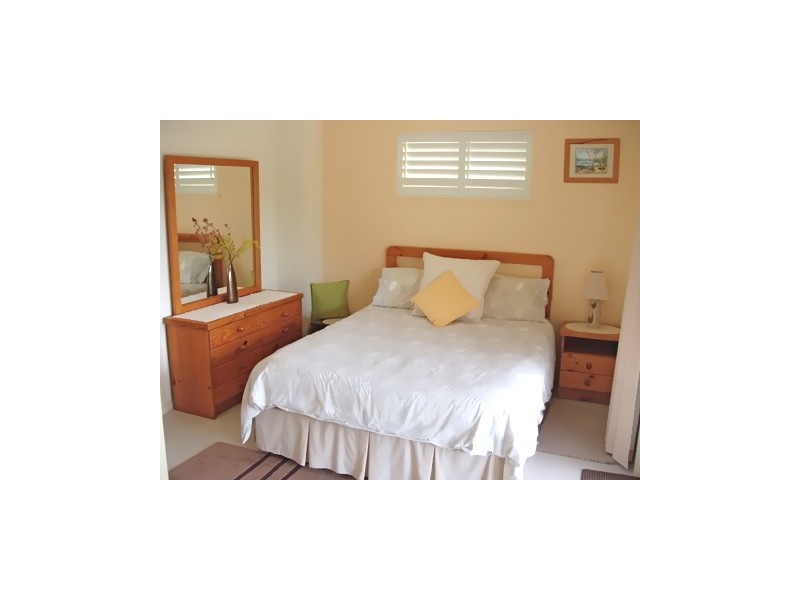 12 Home Street, Hat Head NSW 2440