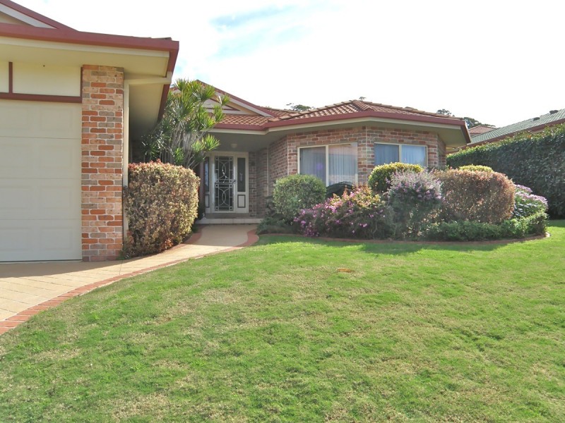 24 Briarwood Row, Port Macquarie NSW 2444