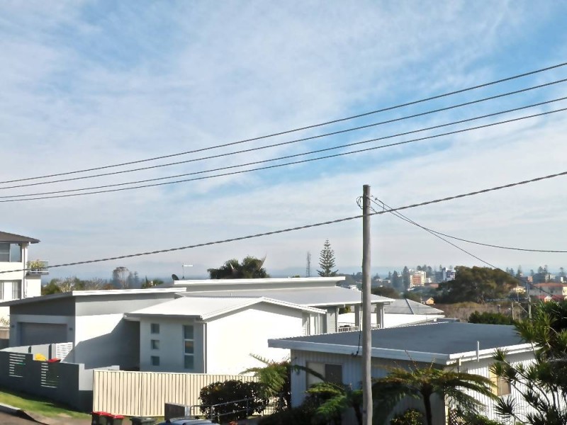 4 Arncliffe Avenue, Port Macquarie NSW 2444