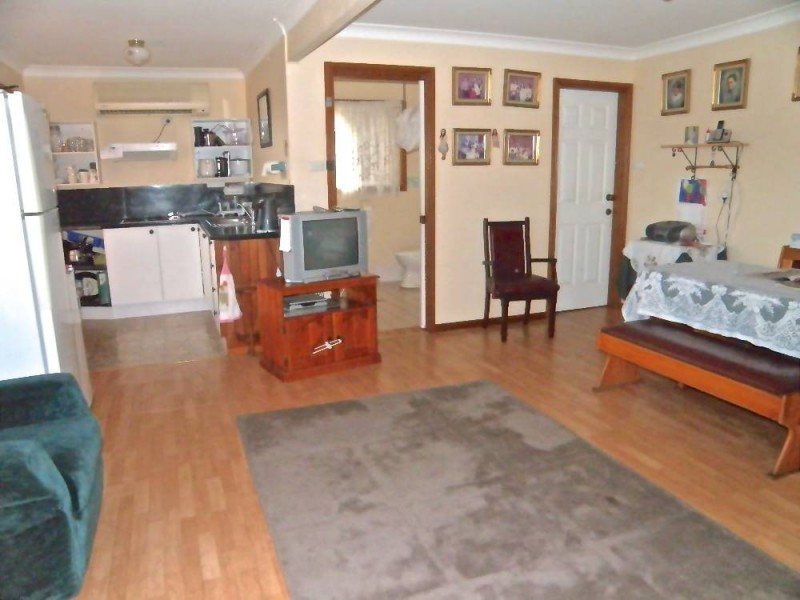 4 Arncliffe Avenue, Port Macquarie NSW 2444