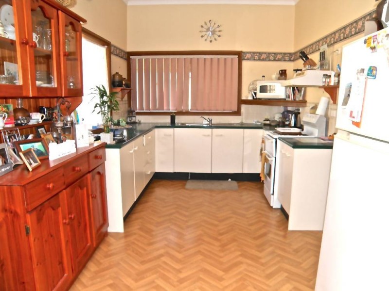 4 Arncliffe Avenue, Port Macquarie NSW 2444