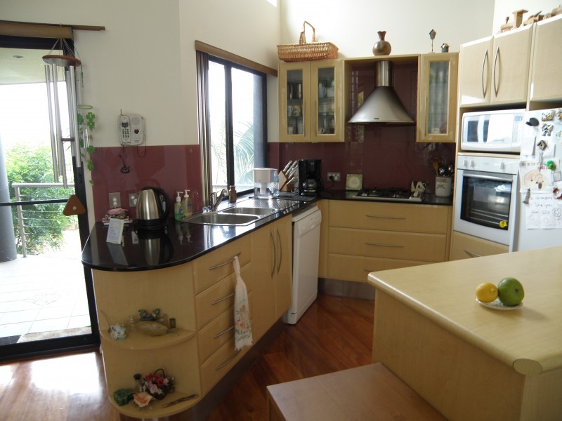 6 Matthew Flinders Drive, Port Macquarie NSW 2444