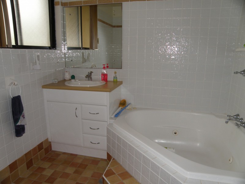 6 Matthew Flinders Drive, Port Macquarie NSW 2444