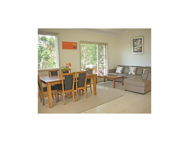 12 Home Street, Hat Head NSW 2440