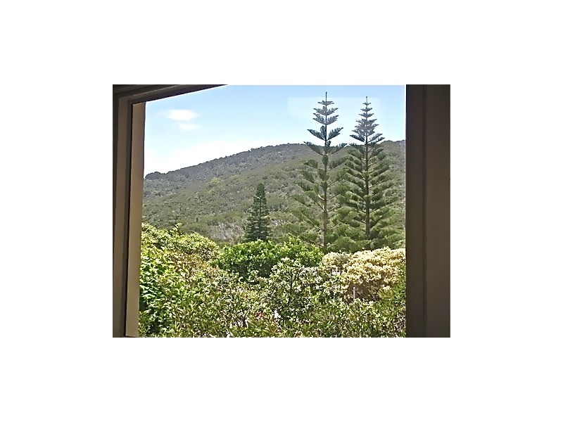 12 Home Street, Hat Head NSW 2440