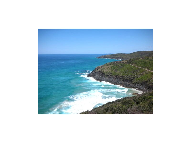 12 Home Street, Hat Head NSW 2440