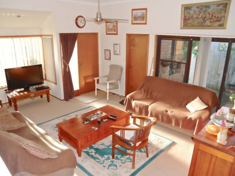 2/12 Jinalee Crescent, Port Macquarie NSW 2444