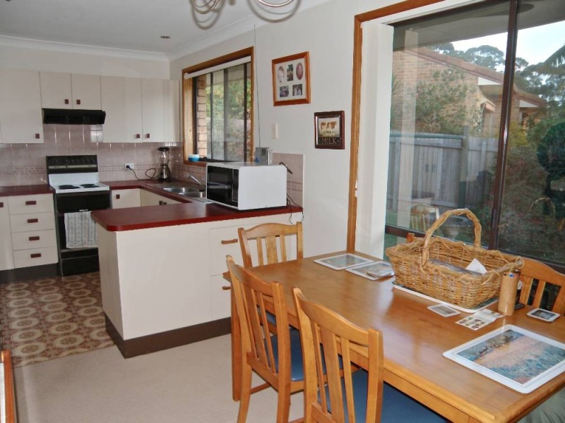 2/12 Jinalee Crescent, Port Macquarie NSW 2444