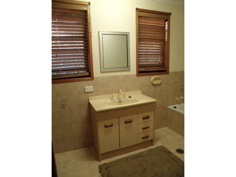 2/12 Jinalee Crescent, Port Macquarie NSW 2444