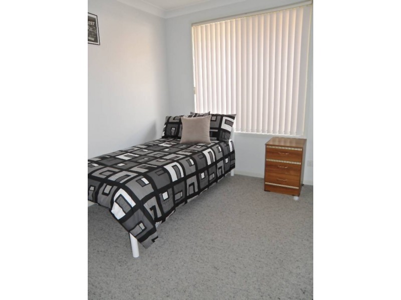 2 Woodgrove Close, Port Macquarie NSW 2444
