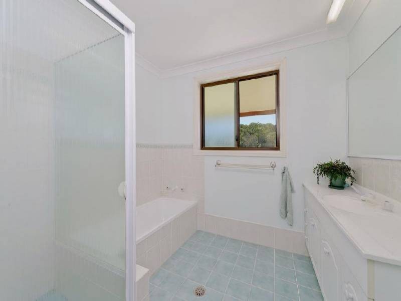 100 Mingaletta Road, Port Macquarie NSW 2444