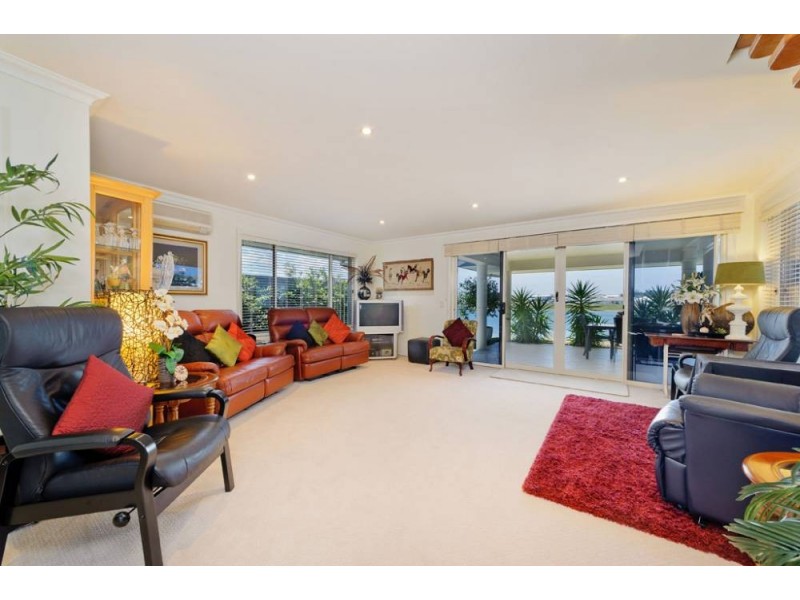 2/145 RIVERPARK RD, Port Macquarie NSW 2444