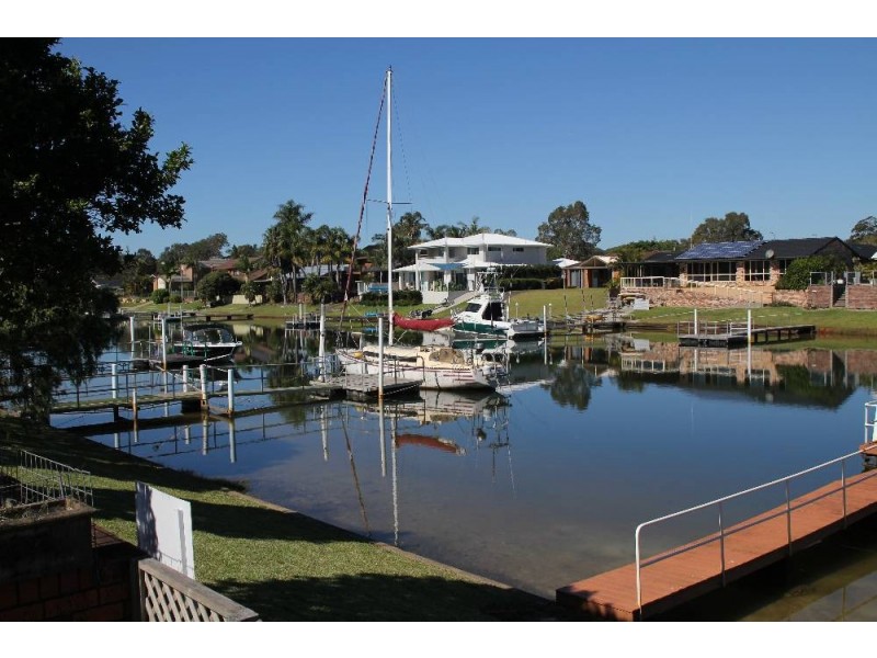16 LAGUNA PL, Port Macquarie NSW 2444
