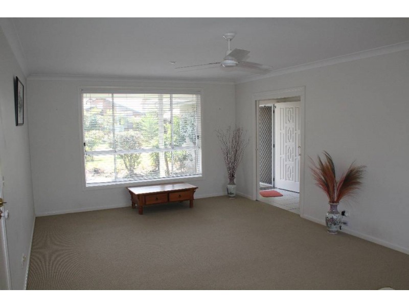 16 LAGUNA PL, Port Macquarie NSW 2444