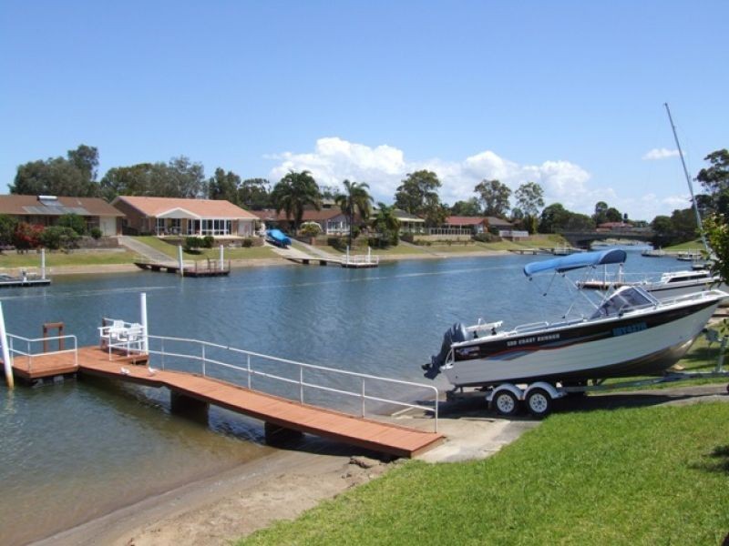 16 Laguna Pl, Port Macquarie NSW 2444