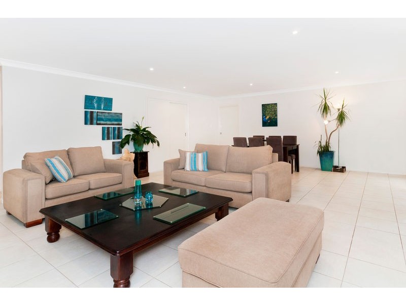 4 Catalina Close, Lake Cathie NSW 2445