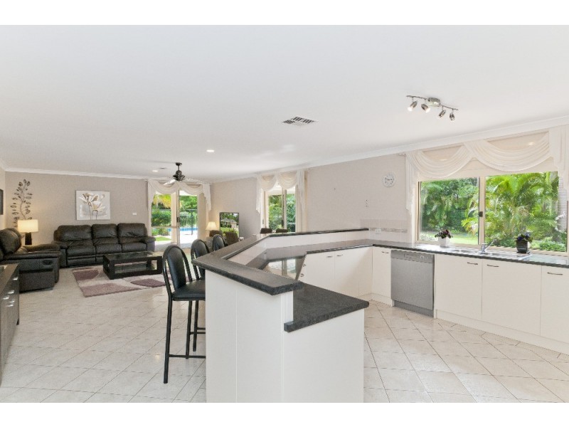 27 Lakeside Way, Lake Cathie NSW 2445