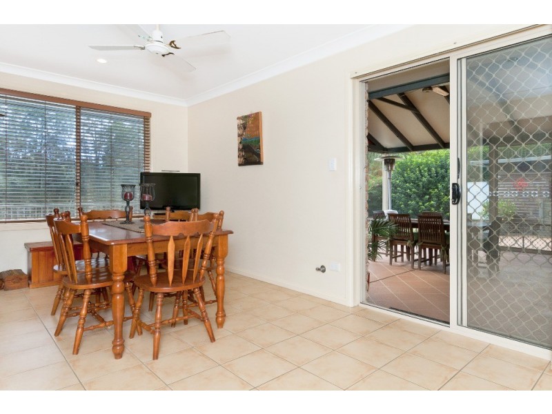 37 Abel Tasman Dr, Lake Cathie NSW 2445