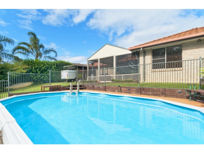 37 Abel Tasman Dr, Lake Cathie NSW 2445