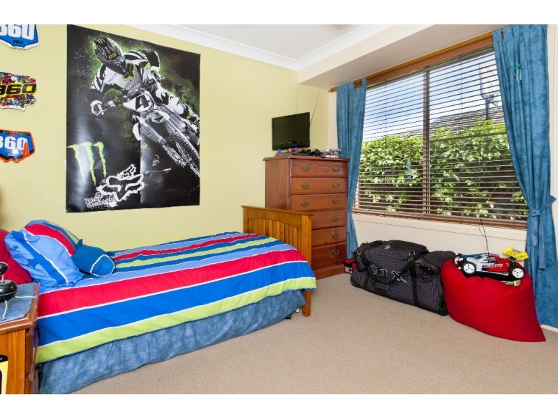 37 Abel Tasman Dr, Lake Cathie NSW 2445