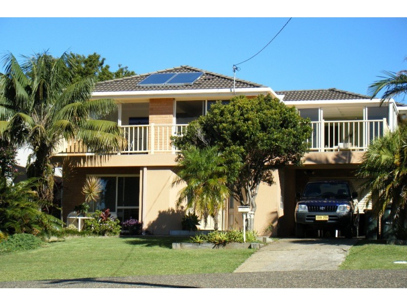 5 Third Ave, Bonny Hills NSW 2445